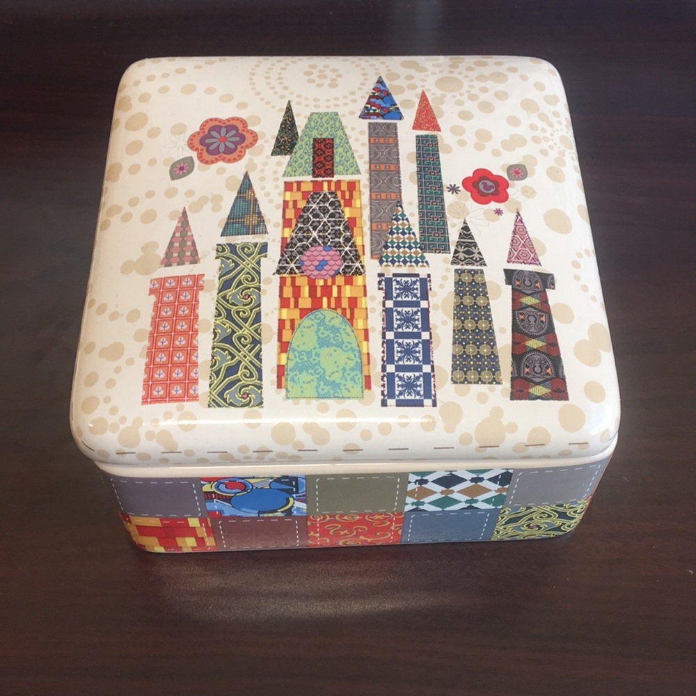 Disney Parks Castle Ceramic Box
